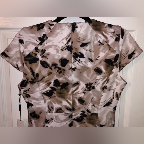 Calvin Klein dress (6) - Picture 8 of 8